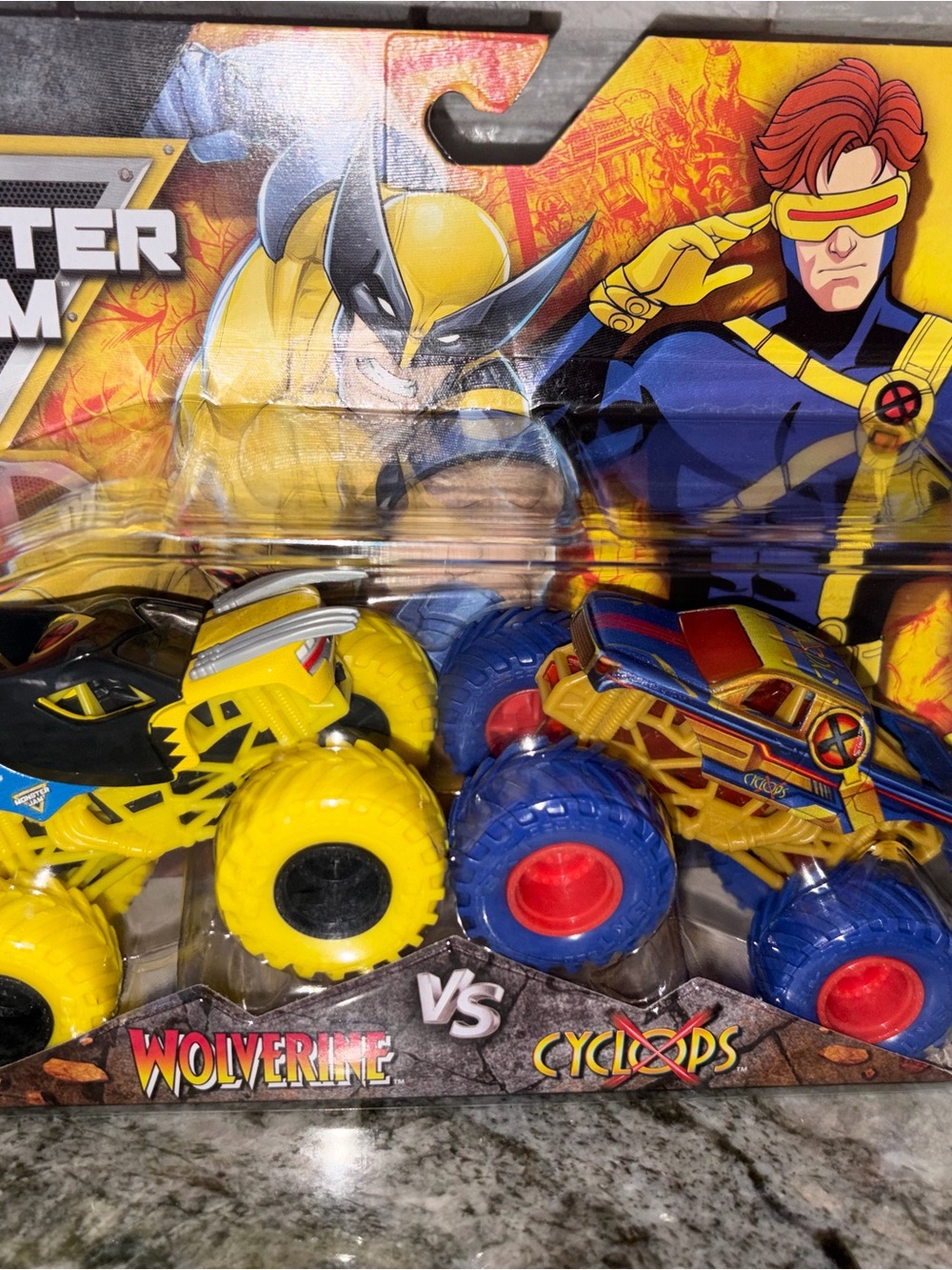 Monster Jam Wolverine vs Cyclops Kids Monster Truck
